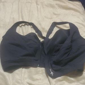 Victoria secrets front close sports bra